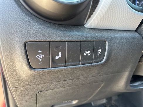 Used 2021 Hyundai Kona SEL Plus FWD image 7