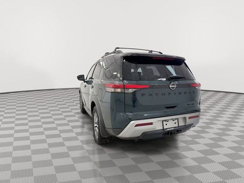 Used 2022 Nissan Pathfinder SL w/ SL Black Package image 9