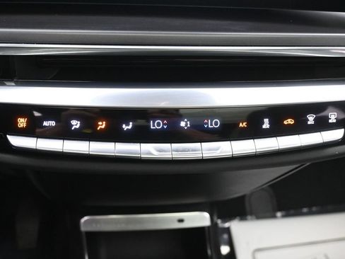 Used 2024 Cadillac Lyriq Tech w/ Driver Assist Package AWD/4WD image 18