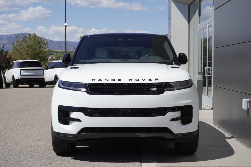 New 2026 Land Rover Range Rover Sport SE AWD/4WD image 5