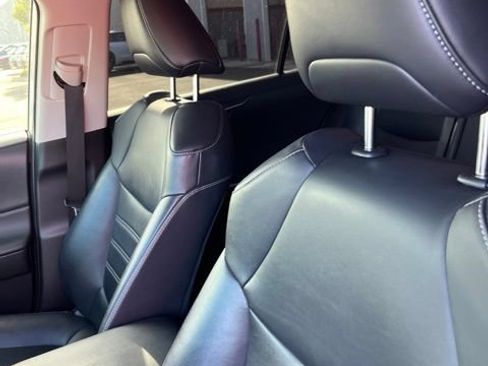Used 2019 Toyota RAV4 XLE Premium w/ All Weather Liner Package AWD/4WD image 5