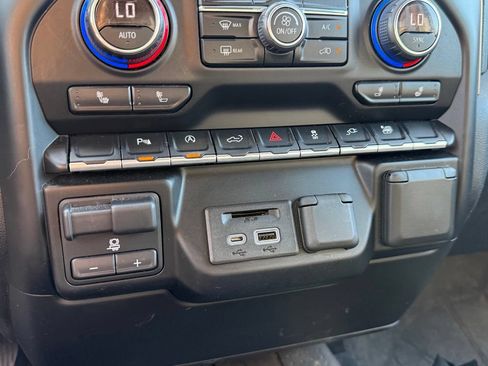 Used 2019 Chevrolet Silverado 1500 LT w/ All-Star Edition AWD/4WD image 18