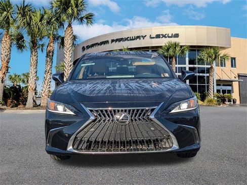 Certified 2025 Lexus ES 350 w/ Premium Package image 9