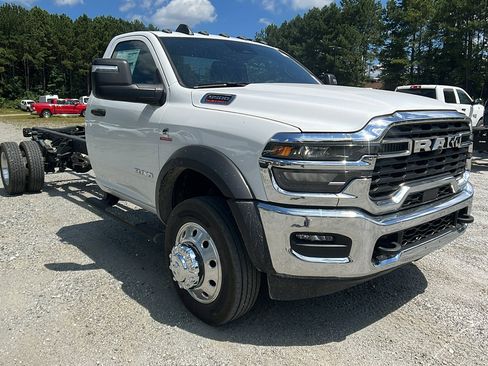 New 2025 RAM 5500 Tradesman RWD image 5