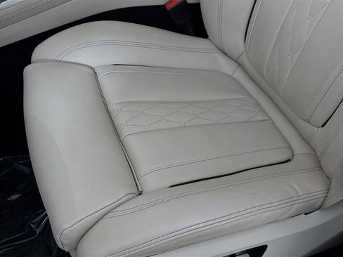 Certified 2024 BMW X7 xDrive40i AWD/4WD image 19