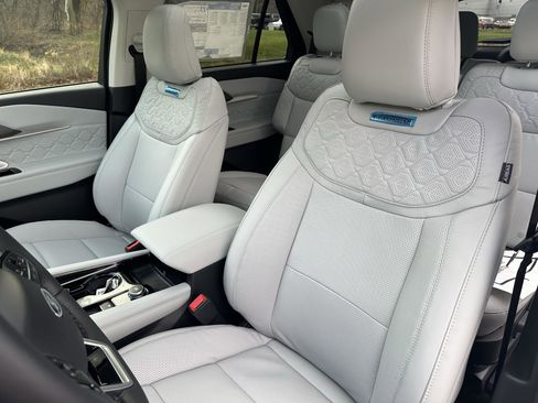 New 2026 Ford Explorer Platinum w/ LUX Leather Package image 35