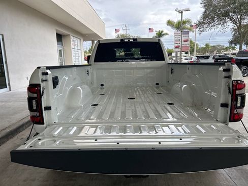 Used 2024 RAM 3500 Big Horn w/ Night Edition image 35