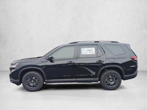 New 2025 Honda Pilot TrailSport image 8
