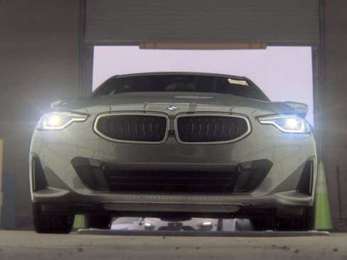 Used 2025 BMW 230i xDrive Coupe AWD/4WD image 3