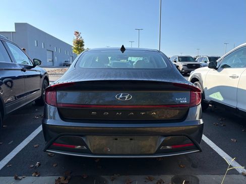 Used 2021 Hyundai Sonata Blue FWD image 5