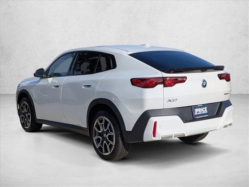 Used 2026 BMW X2 xDrive28i AWD/4WD image 8