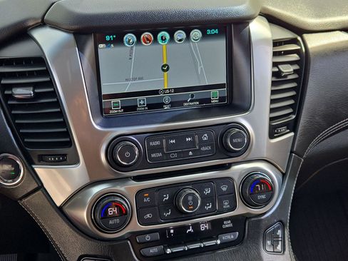 Used 2019 Chevrolet Tahoe Premier AWD/4WD image 19