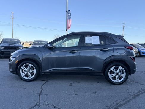 Used 2022 Hyundai Kona SEL w/ Convenience Package image 4