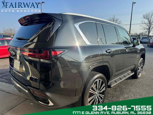 Used 2025 Lexus LX 600 4WD w/ Accessory Package (2T) image 6
