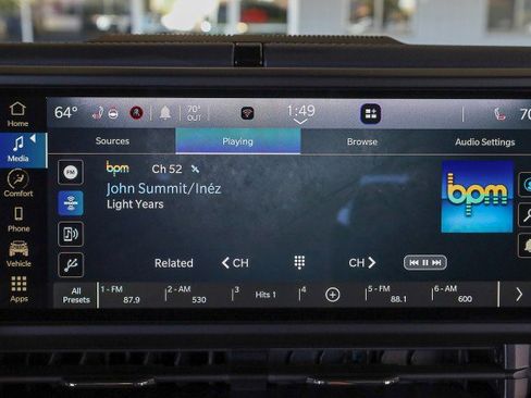 Used 2024 Jeep Gladiator Rubicon w/ Convenience Group image 16