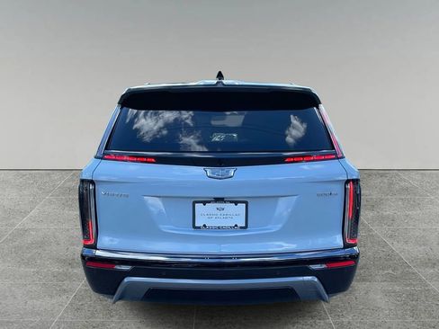 New 2026 Cadillac Vistiq Sport image 4