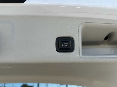 Used 2022 GMC Terrain Denali w/ Denali Premium Package image 31