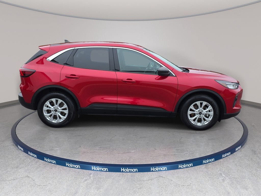 Certified 2023 Ford Escape Active FWD image 4