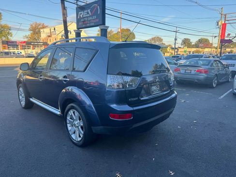 Used 2009 Mitsubishi Outlander SE image 4