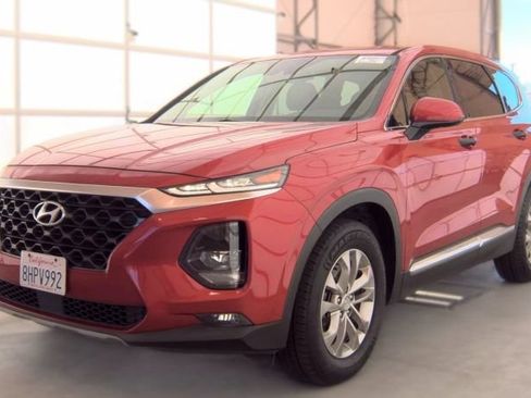 Used 2019 Hyundai Santa Fe SEL FWD image 1