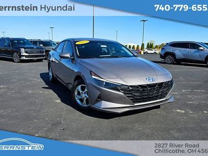 Used 2023 Hyundai Elantra SE