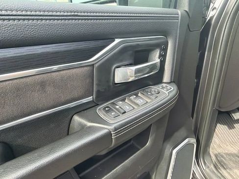 Used 2023 RAM 3500 Laramie AWD/4WD image 18