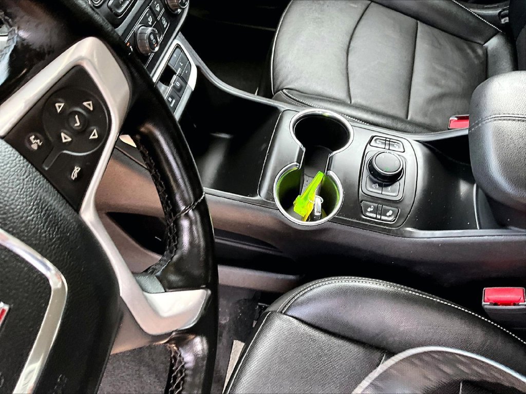 Used 2024 GMC Terrain SLT AWD/4WD image 21