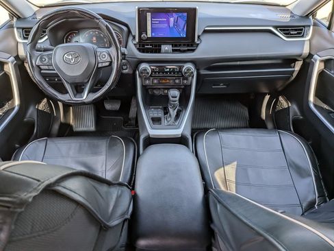 Used 2025 Toyota RAV4 XLE w/ Convenience Package AWD/4WD image 5