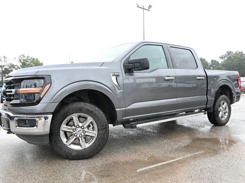 Used 2025 Ford F150 XLT w/ Equipment Group 301A Standard AWD/4WD image 7