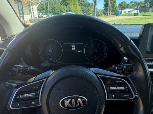 Used 2019 Kia Forte EX w/ Option Group 020 FWD image 10