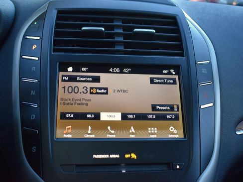 Used 2019 Lincoln MKC Reserve w/ MKC Climate Package image 20