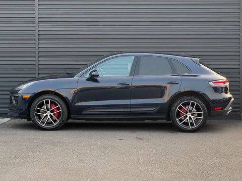 Certified 2022 Porsche Macan S AWD/4WD image 2