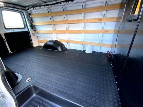 Used 2021 Chevrolet Express 2500 w/ Driver Convenience Package image 14