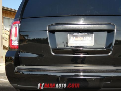Used 2017 GMC Yukon Denali w/ Open Road Package RWD image 11