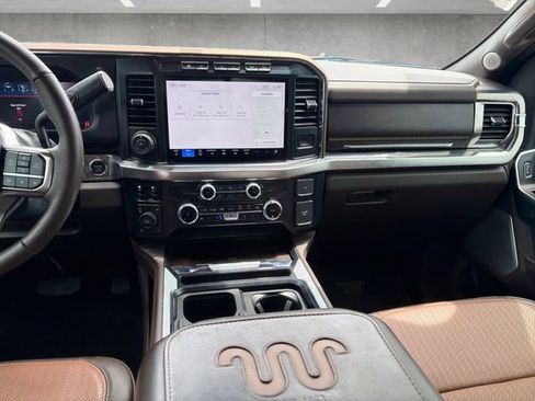Used 2024 Ford F250 King Ranch w/ FX4 Off-Road Package AWD/4WD image 3