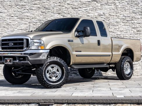 Used 2000 Ford F250 XL image 1