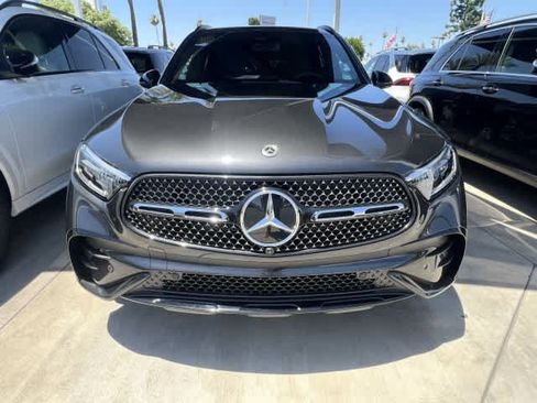 New 2026 Mercedes-Benz GLC 300 image 2