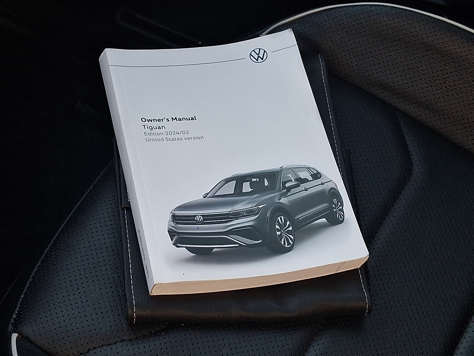 Used 2024 Volkswagen Tiguan SEL R-Line AWD/4WD image 26