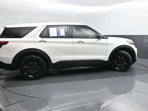 Used 2021 Ford Explorer ST w/ Equipment Group 401A image 6