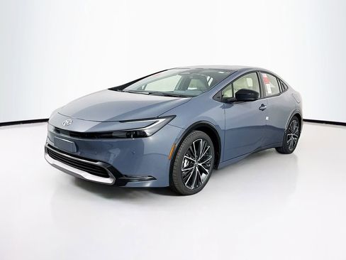 New 2026 Toyota Prius XLE image 3