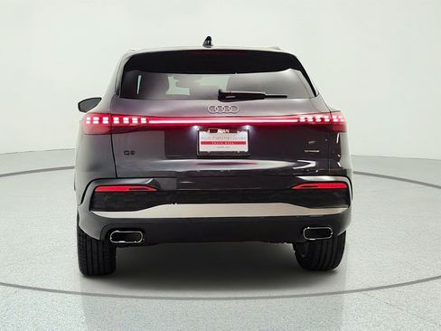 Used 2025 Audi Q5 Premium w/ Premium Plus AWD/4WD image 6