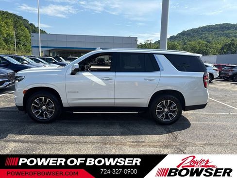 Certified 2022 Chevrolet Tahoe LT w/ Luxury Package AWD/4WD image 2