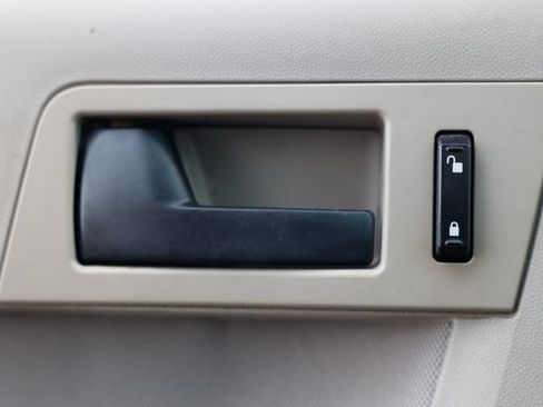 Used 2012 Ford Escape XLT FWD image 42