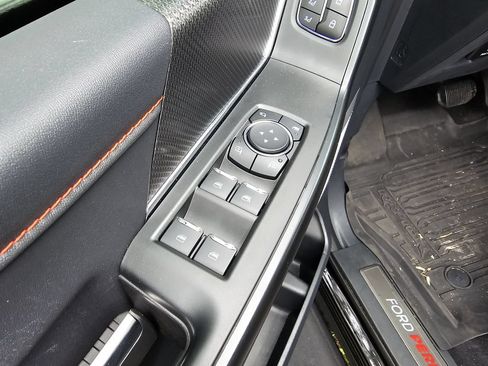 Used 2025 Ford F150 Raptor AWD/4WD image 16