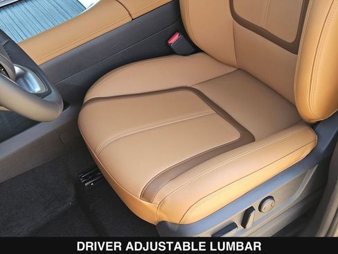 New 2026 Nissan Armada SL w/ Captain's Chari Seat Package RWD image 16