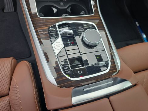 New 2026 BMW X5 xDrive50e AWD/4WD image 17