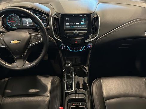 Used 2017 Chevrolet Cruze Premier w/ Enhanced Convenience Package FWD image 30