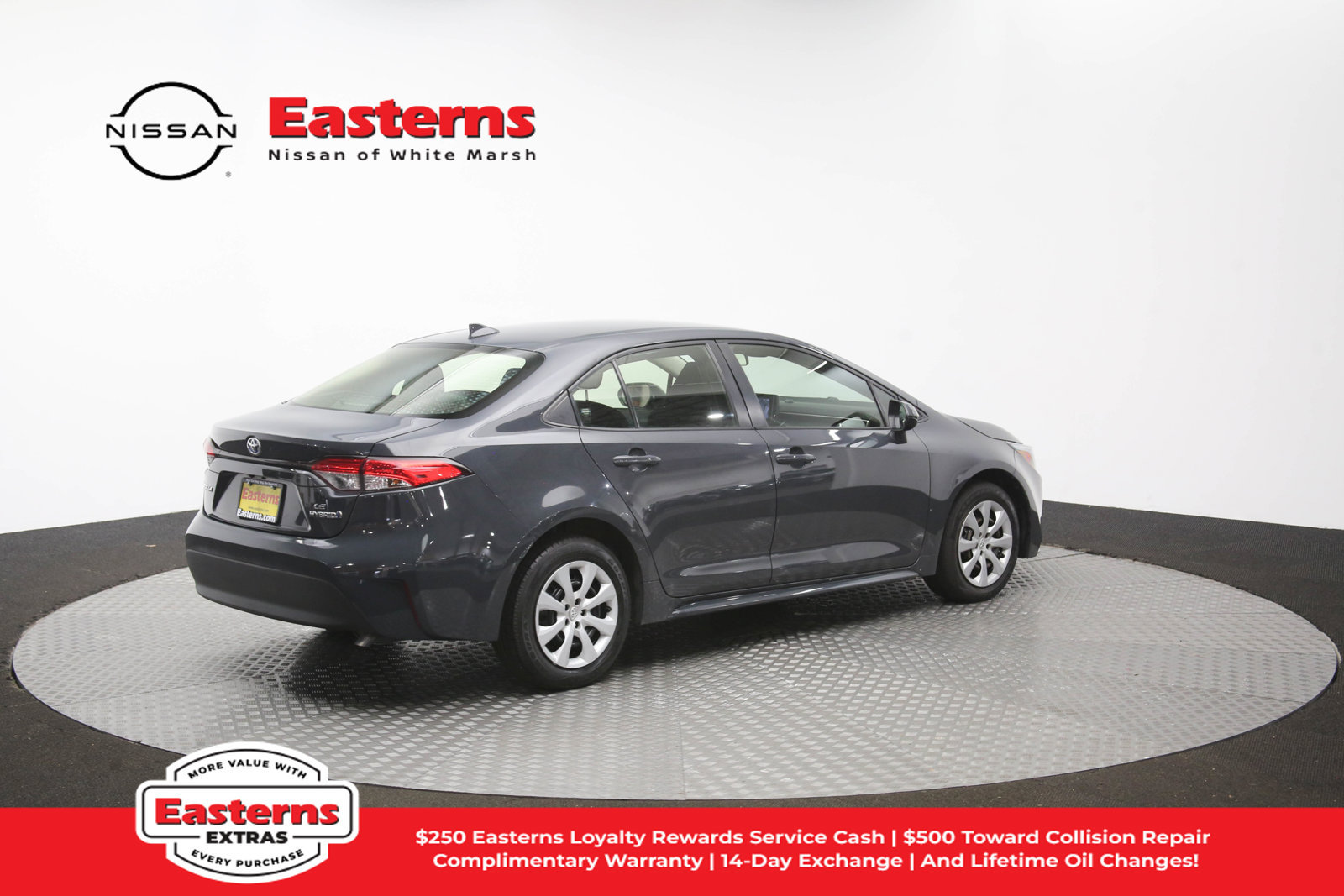 Used 2023 Toyota Corolla LE w/ Carpet Mat Package (TMS) FWD image 38