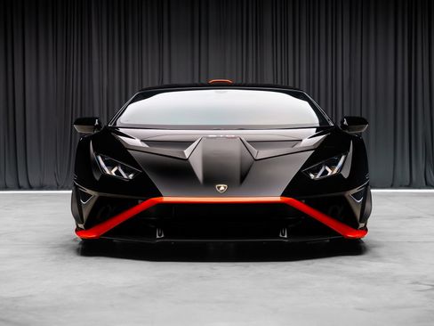 Used 2021 Lamborghini Huracan STO RWD image 20