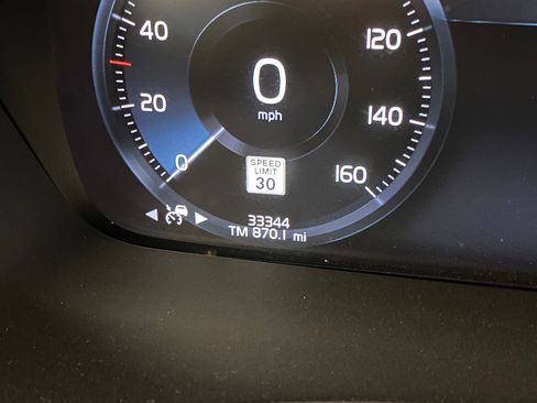 Used 2018 Volvo V90 T6 Cross Country w/ Convenience Package image 21